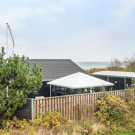 8 Person In Glesborg Holiday home Fjellerup