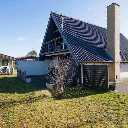 Holiday home 8 Person In Glesborg-by Traum Fjellerup